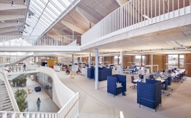 在办公室装修设计时，该如何做好商业空间设计？
